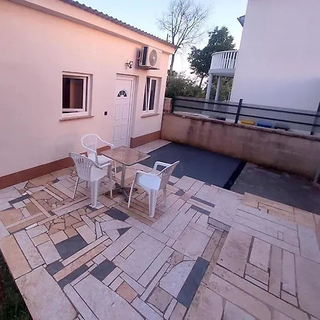 Apartman Mila Galizana Exterior photo